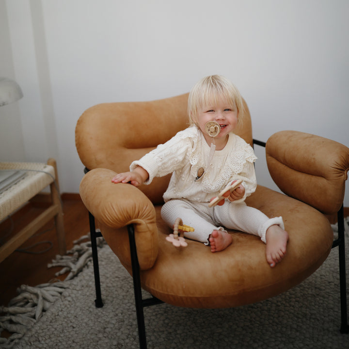 FRIGG Pacifier Moon Natural Rubber Pacifier-2 Pack Blush/Cream