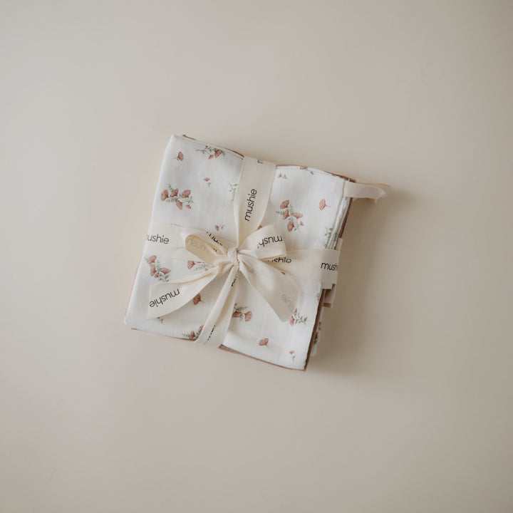 Mushie Organic Cotton Muslin Washcloth 5-Pack / Pink Flowers