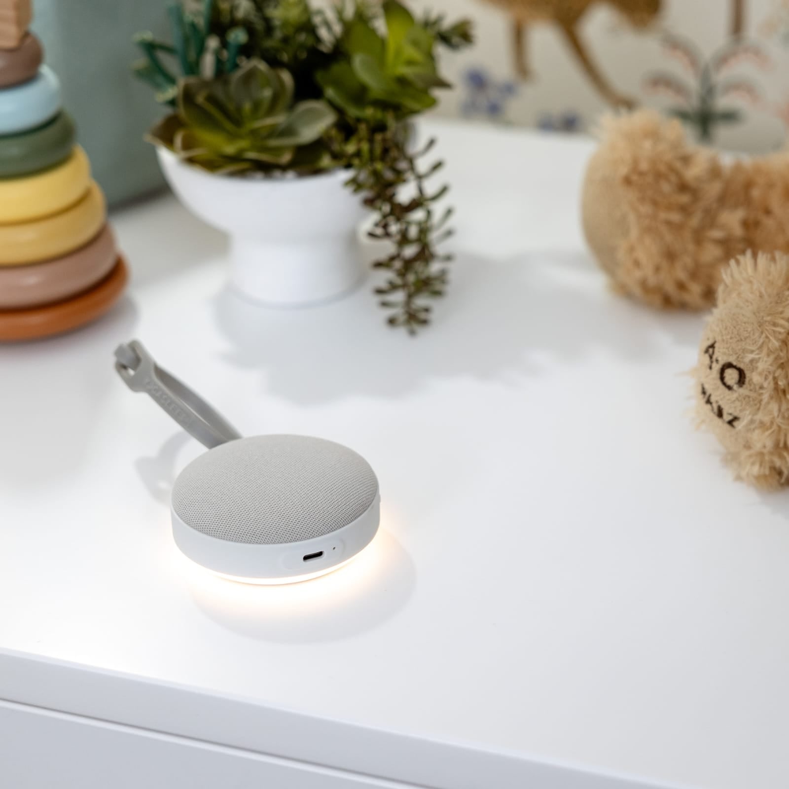 Yogasleep Hushh® 2 Portable Sound Machine & Night Light