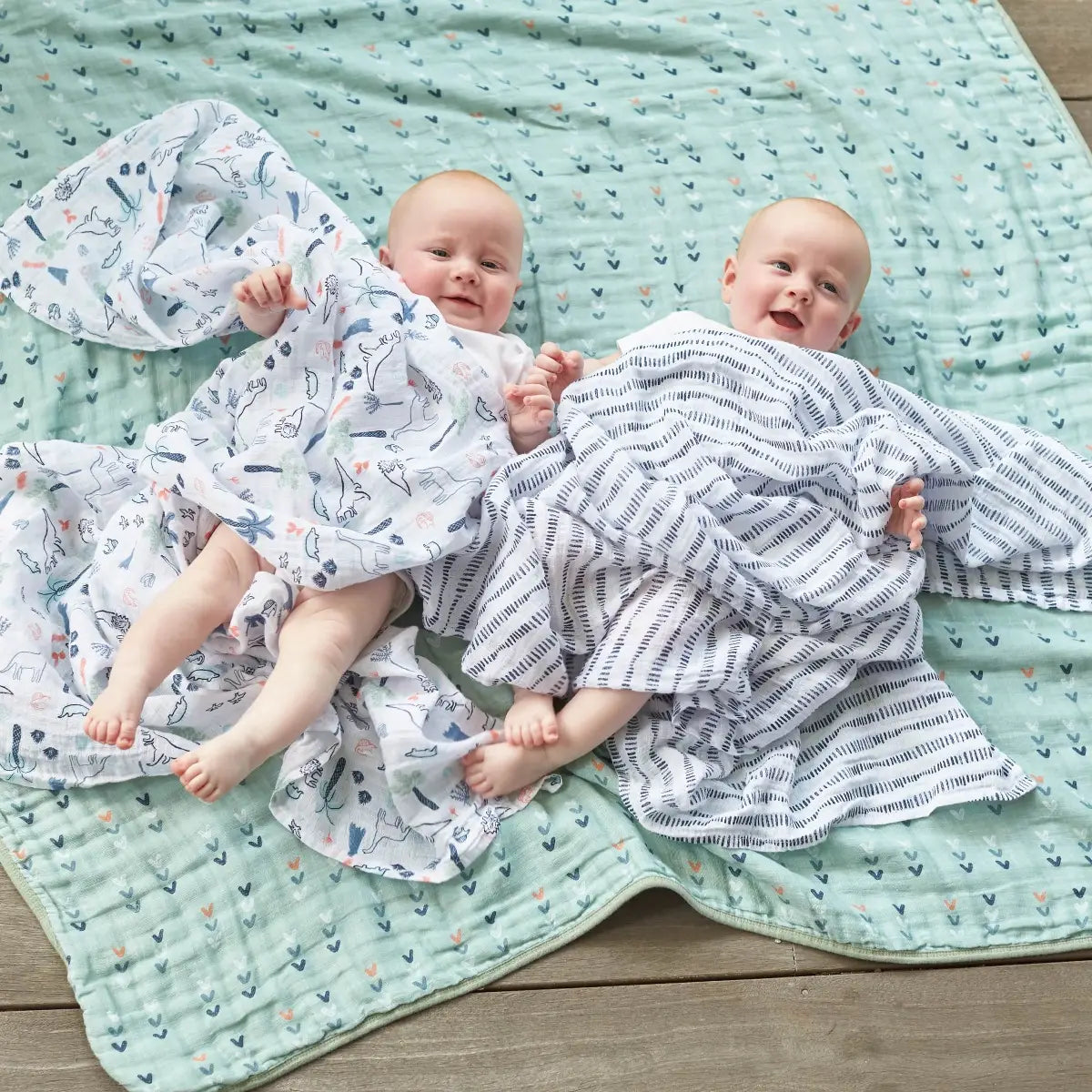 Aden + Anais Dinotime Swaddles-4 Pack